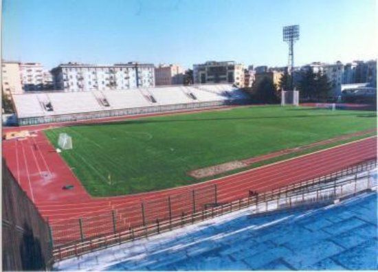 Stadion Arturo Collana